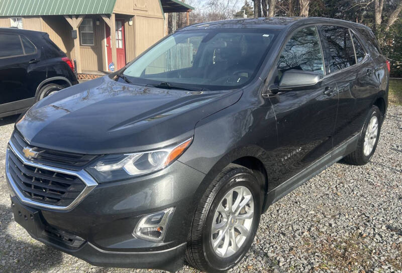 2018 Chevrolet Equinox LT's photo