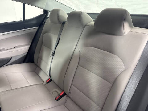 2019 Hyundai Elantra