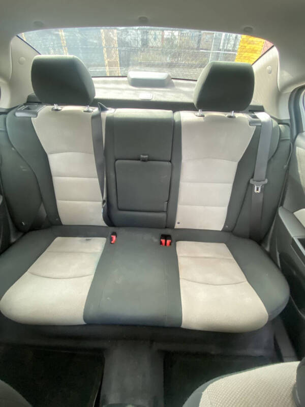 2012 Chevrolet Cruze LS
