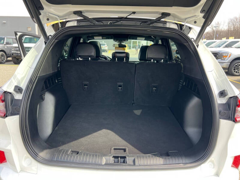2024 Ford Escape ST-Line Select
