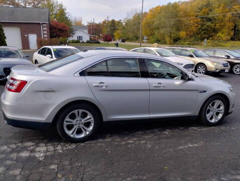 2016 Ford Taurus SEL