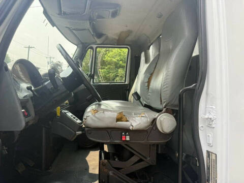 2003 International DuraStar 4400