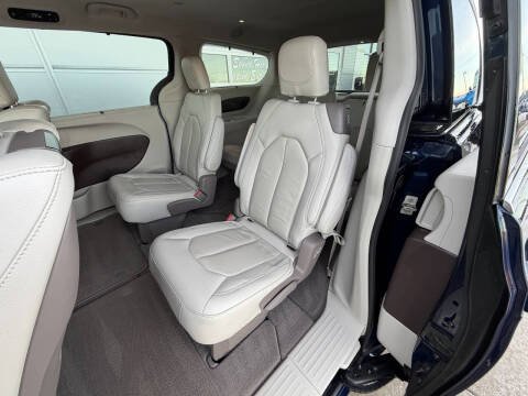 2020 Chrysler Pacifica Touring L Plus