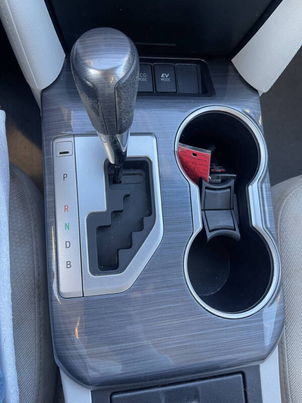 2014 Toyota Camry Hybrid XLE