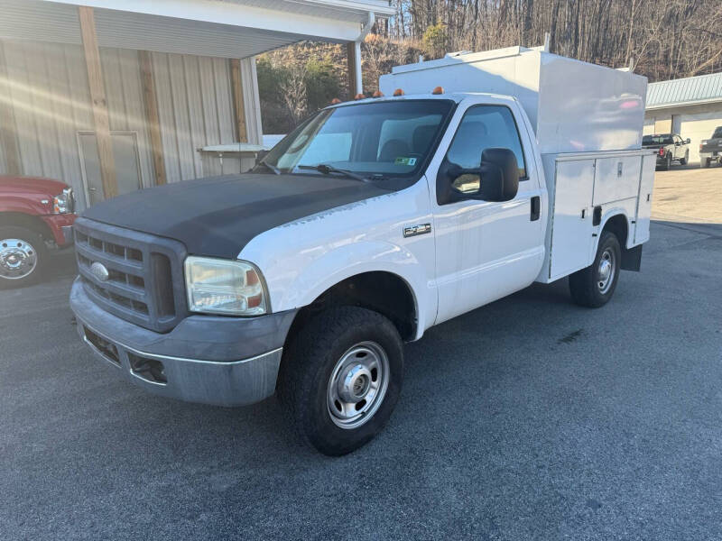 2006 Ford F-350 Super Duty for sale at Ted Davis Auto Sales in Riverton WV