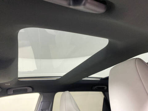 2024 Toyota bZ4X Limited