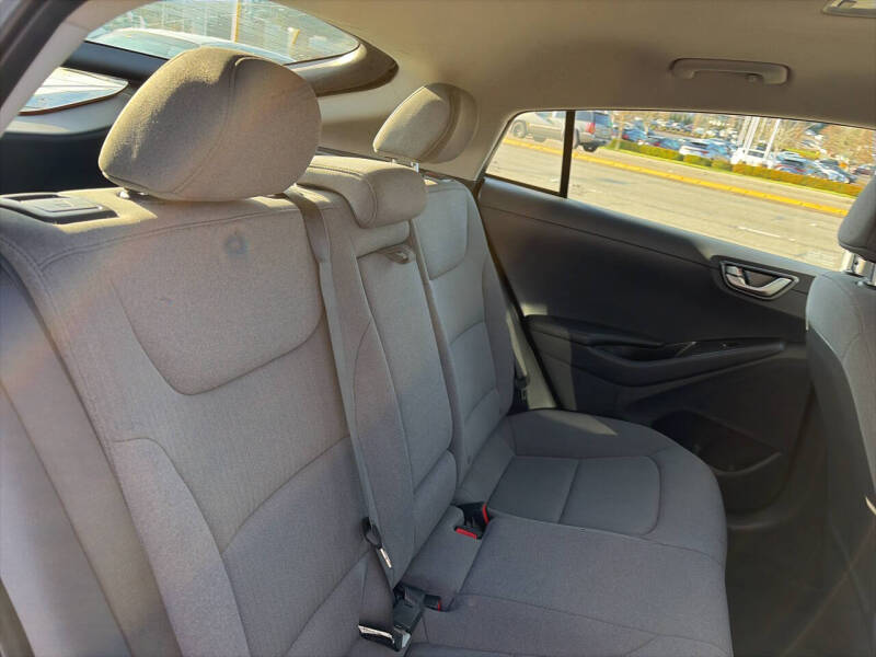 2021 Hyundai Ioniq Electric SE