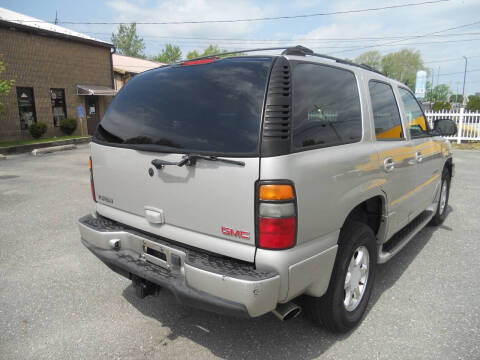 2004 GMC Yukon Denali