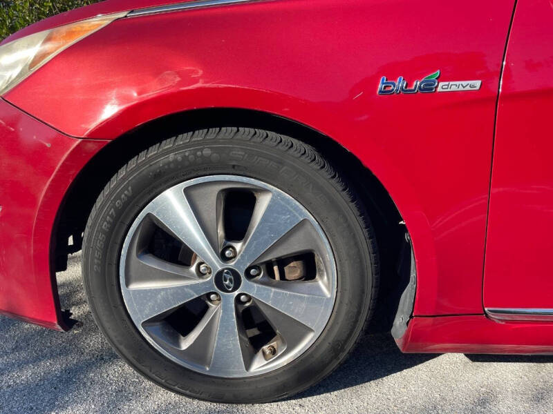 2011 Hyundai Sonata Hybrid