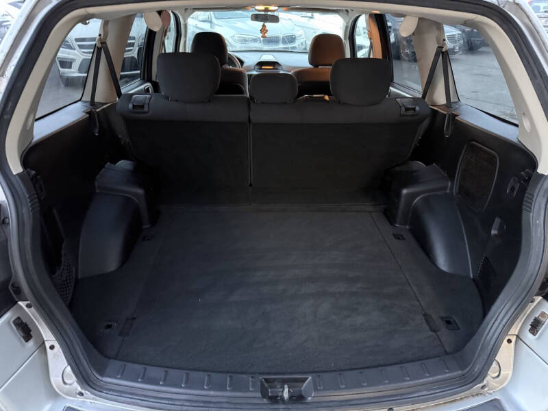 2010 Mitsubishi Endeavor LS