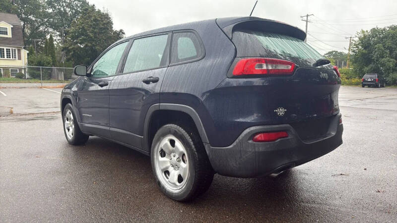 2014 Jeep Cherokee Sport