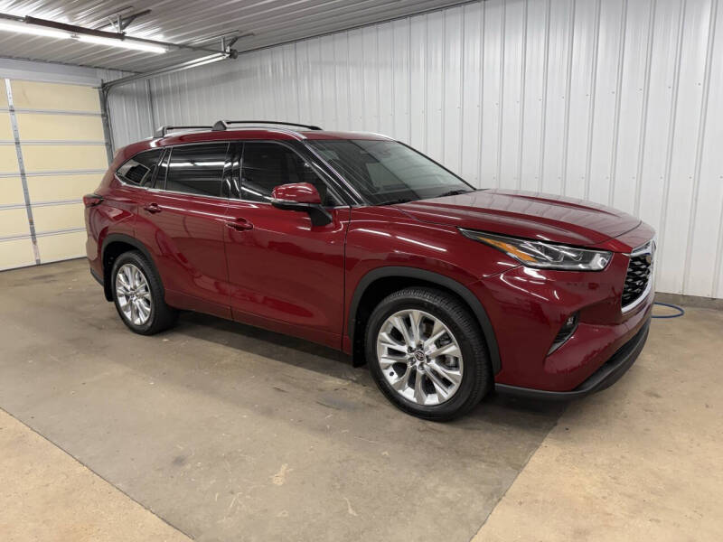 2021 Toyota Highlander Limited's photo