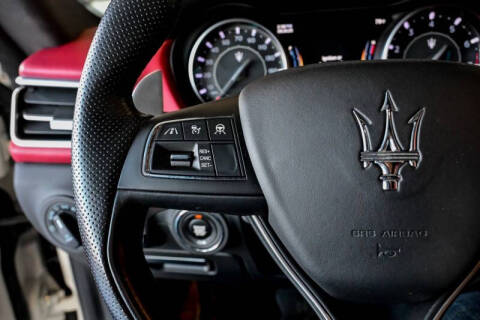 2022 Maserati Ghibli Modena Q4