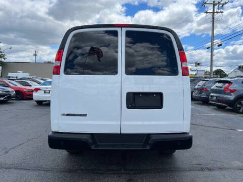 2023 Chevrolet Express LS 2500
