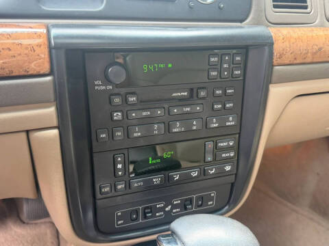 2001 Lincoln Continental