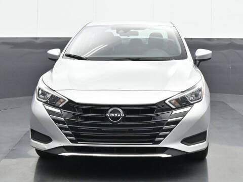 2023 Nissan Versa SV