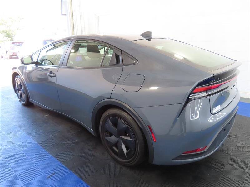2024 Toyota Prius LE