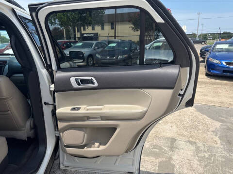 2011 Ford Explorer XLT