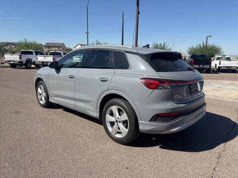 2022 Audi Q4 e-tron quattro Premium 50