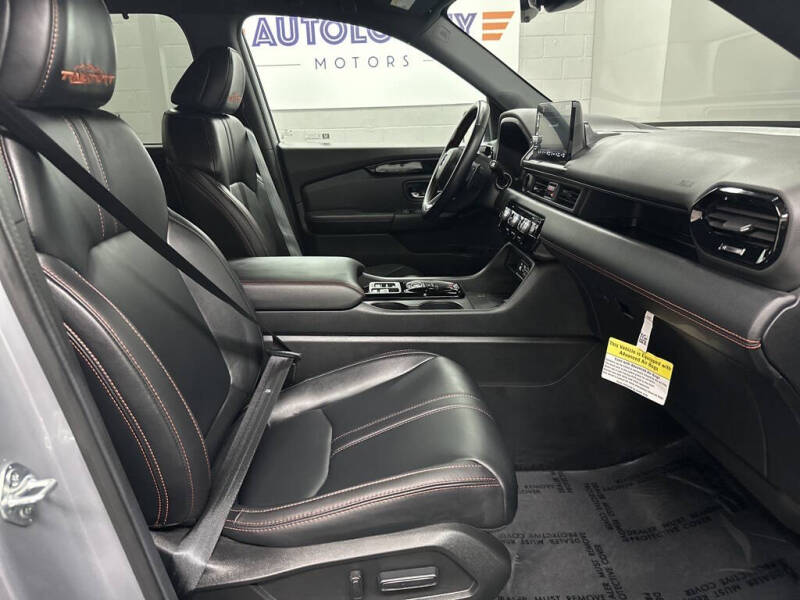 2025 Honda Pilot TrailSport