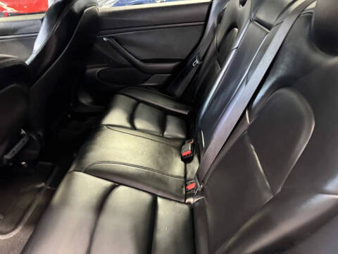 2019 Tesla Model 3 Mid Range