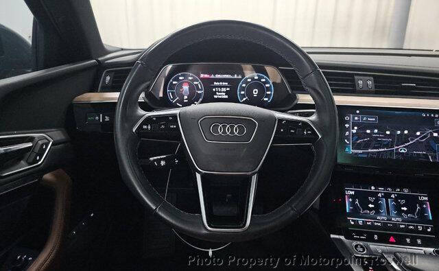 2024 Audi Q8 Sportback e-tron quattro Premium Plus S line