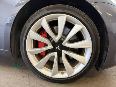 2018 Tesla Model 3 Performance