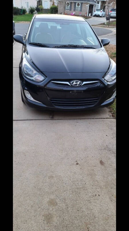 2013 Hyundai Accent for sale at ZZZZ & Me Inc in Charlotte NC