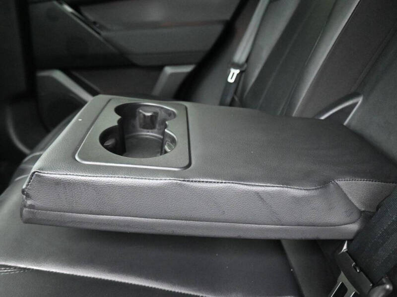 2024 Land Rover Range Rover Velar P250 Dynamic SE