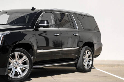 2016 Cadillac Escalade ESV Luxury Collection