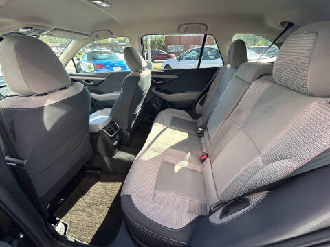 2024 Subaru Outback Premium