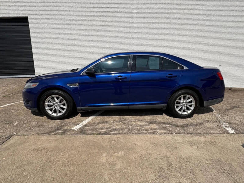2013 Ford Taurus SE
