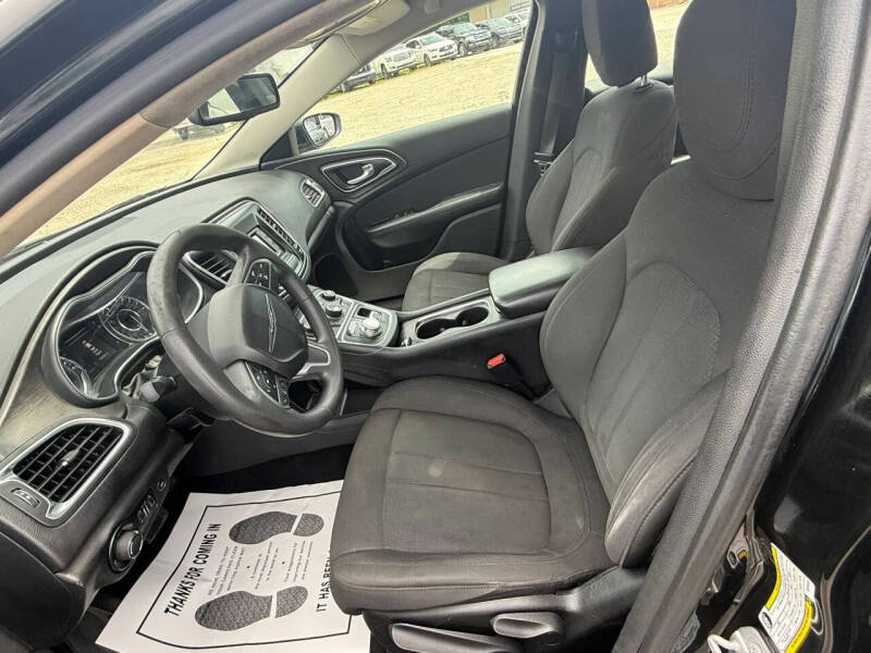 2016 Chrysler 200