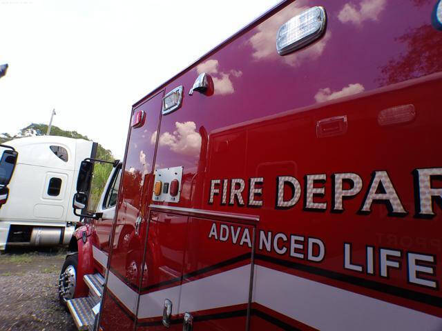 2015 Freightliner M2 106