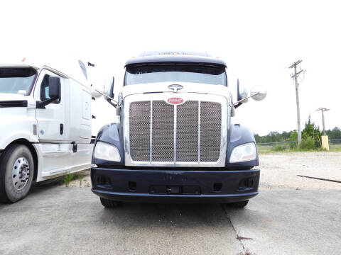 2015 Peterbilt 587