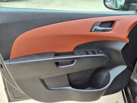 2013 Chevrolet Sonic LT Auto