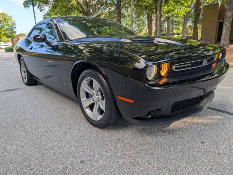 2015 Dodge Challenger SXT