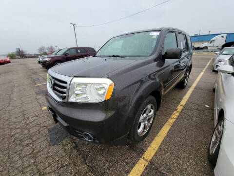 2013 Honda Pilot for sale at ROADSTAR MOTORS in Liberty Township OH