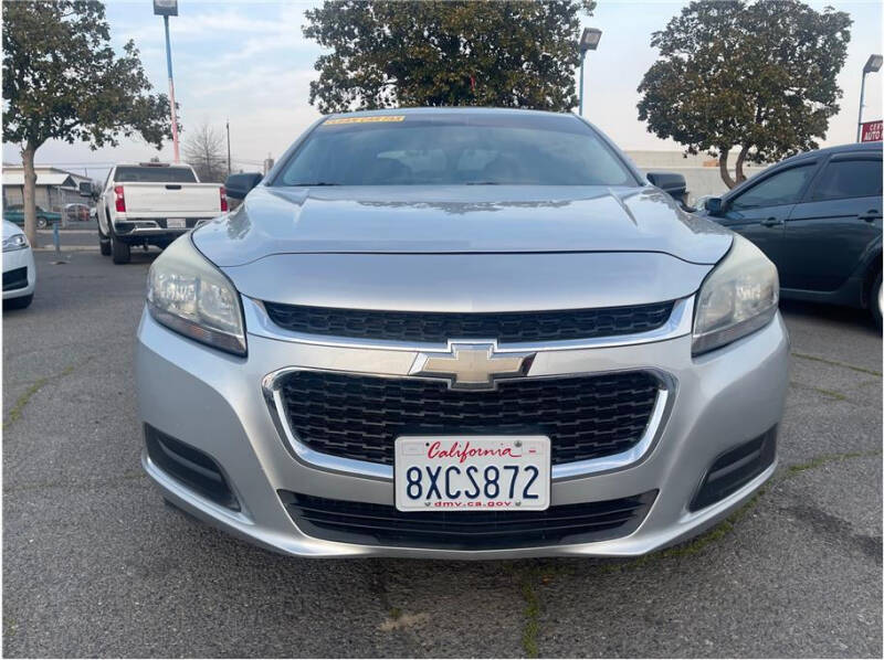 2015 Chevrolet Malibu for sale at MERCED AUTO WORLD in Merced CA