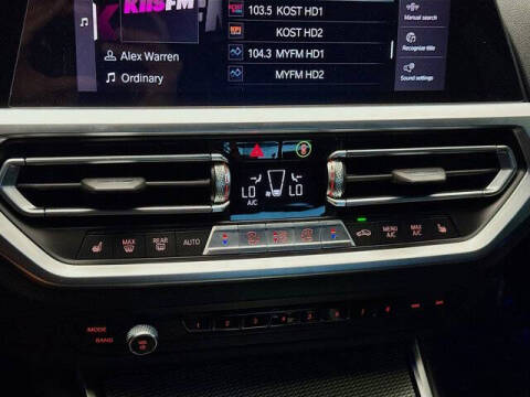 2022 BMW 3 Series 330e