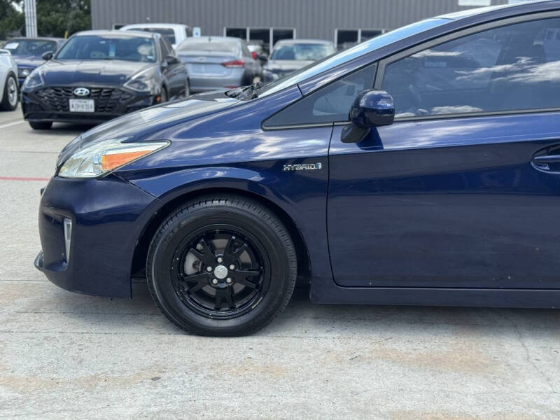 2014 Toyota Prius Two
