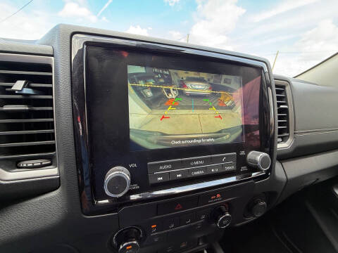 2022 Nissan Frontier SV