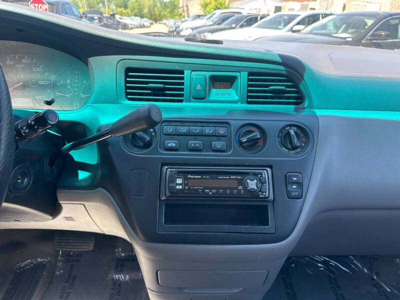 2000 Honda Odyssey LX
