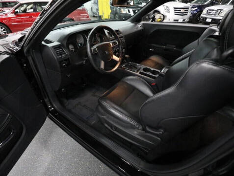 2009 Dodge Challenger SRT8