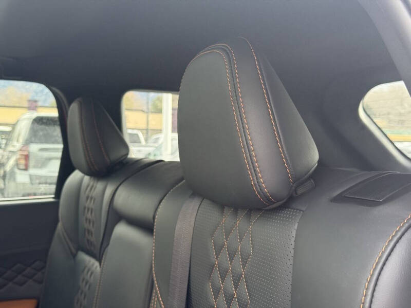 2025 Mitsubishi Outlander PHEV