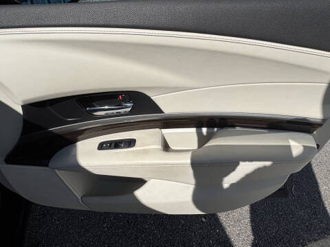 2015 Acura RLX w/Tech