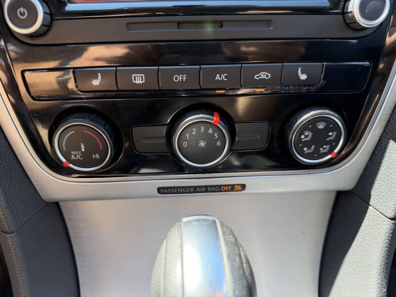 2013 Volkswagen Passat