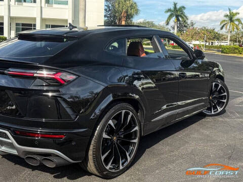 2022 Lamborghini Urus
