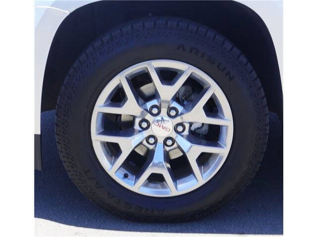 2017 GMC Yukon SLE