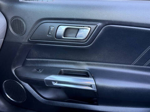 2019 Ford Mustang EcoBoost Premium